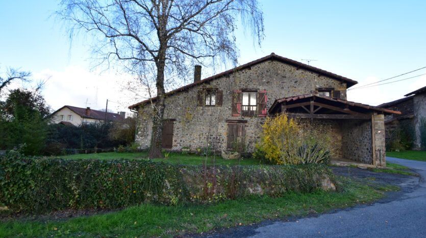 Maison au coeur d'un hameau dans le Limousin - 87440 Maisonnais sur tardoire